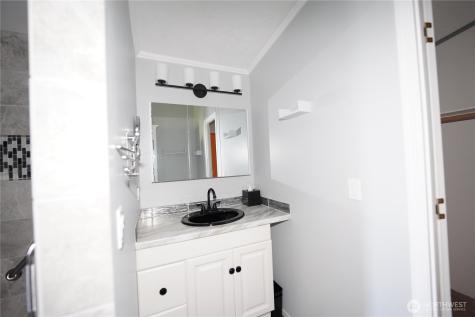 31308 N Place Ocean Park WA 98640