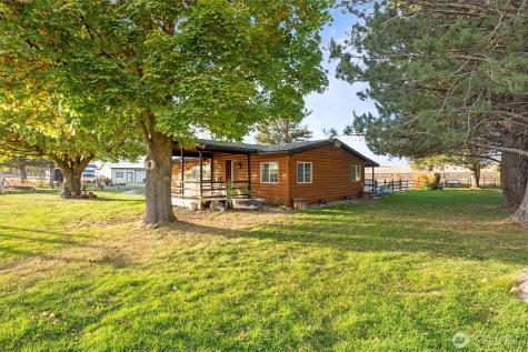 4372 Road 20 NE Soap Lake WA 98851