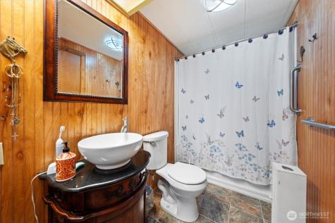 4372 Road 20 NE Soap Lake WA 98851