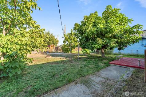 837 S Hawthorne Street Kennewick WA 99336