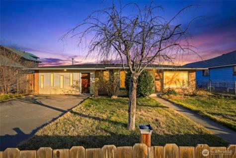 837 S Hawthorne Street Kennewick WA 99336