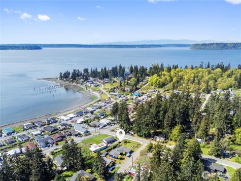 4208 78th Place NW Tulalip WA 98271