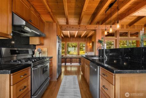 707 NW Thatcher Pass Road Decatur Island WA 98221