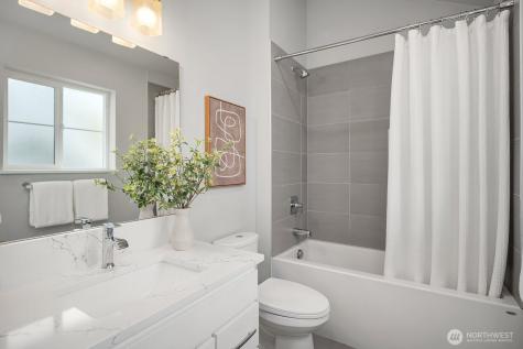 22773 SE 14th Court Sammamish WA 98075