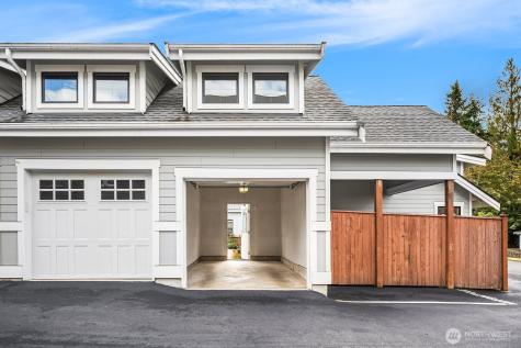 22773 SE 14th Court Sammamish WA 98075