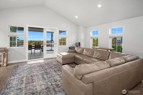 22773 SE 14th Court Sammamish WA 98075