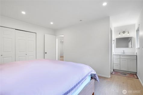 14260 110th Avenue NE Kirkland WA 98034