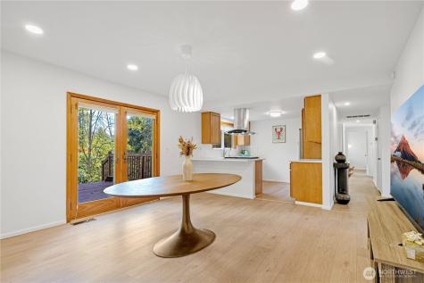 14260 110th Avenue NE Kirkland WA 98034