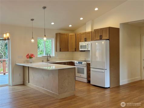 382 S Wynoochee Drive SW Ocean Shores WA 98569