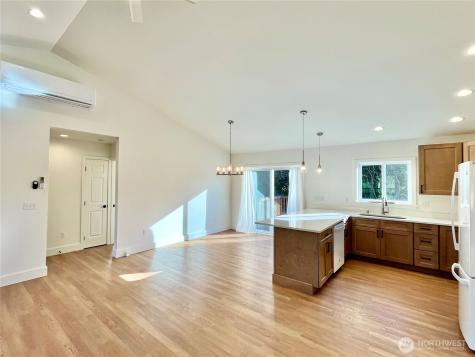 382 S Wynoochee Drive SW Ocean Shores WA 98569