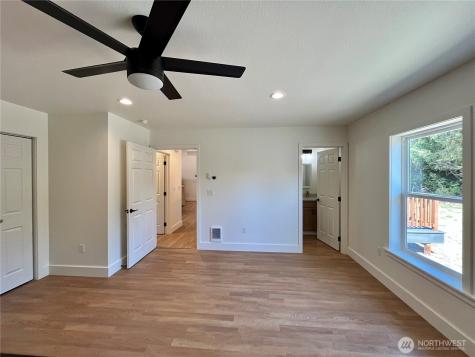 382 S Wynoochee Drive SW Ocean Shores WA 98569