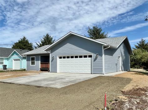 382 S Wynoochee Drive SW Ocean Shores WA 98569