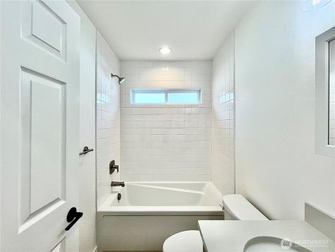 382 S Wynoochee Drive SW Ocean Shores WA 98569