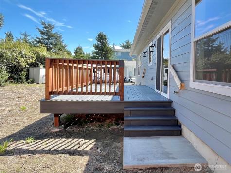 382 S Wynoochee Drive SW Ocean Shores WA 98569
