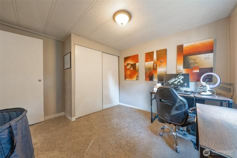 7427 154th Street E Puyallup WA 98375