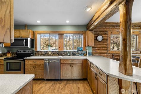 75 Purtteman Gulch Road Chelan WA 98816
