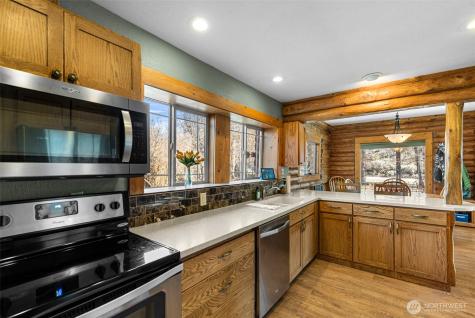 75 Purtteman Gulch Road Chelan WA 98816
