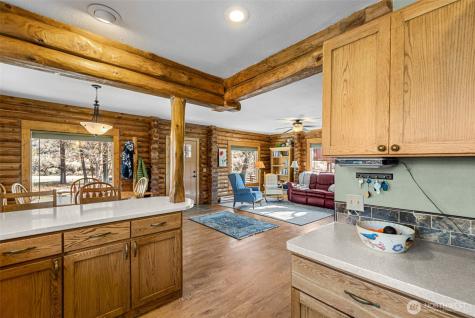 75 Purtteman Gulch Road Chelan WA 98816
