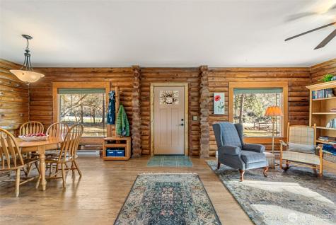 75 Purtteman Gulch Road Chelan WA 98816