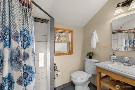 75 Purtteman Gulch Road Chelan WA 98816