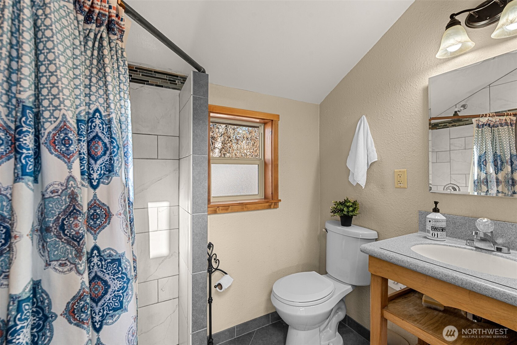 75 Purtteman Gulch Road Chelan WA 98816