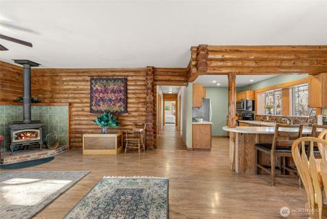 75 Purtteman Gulch Road Chelan WA 98816