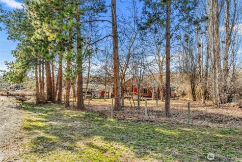 75 Purtteman Gulch Road Chelan WA 98816