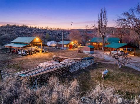 75 Purtteman Gulch Road Chelan WA 98816