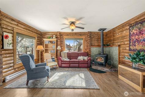 75 Purtteman Gulch Road Chelan WA 98816