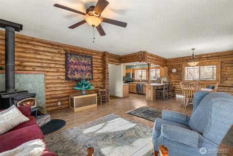 75 Purtteman Gulch Road Chelan WA 98816
