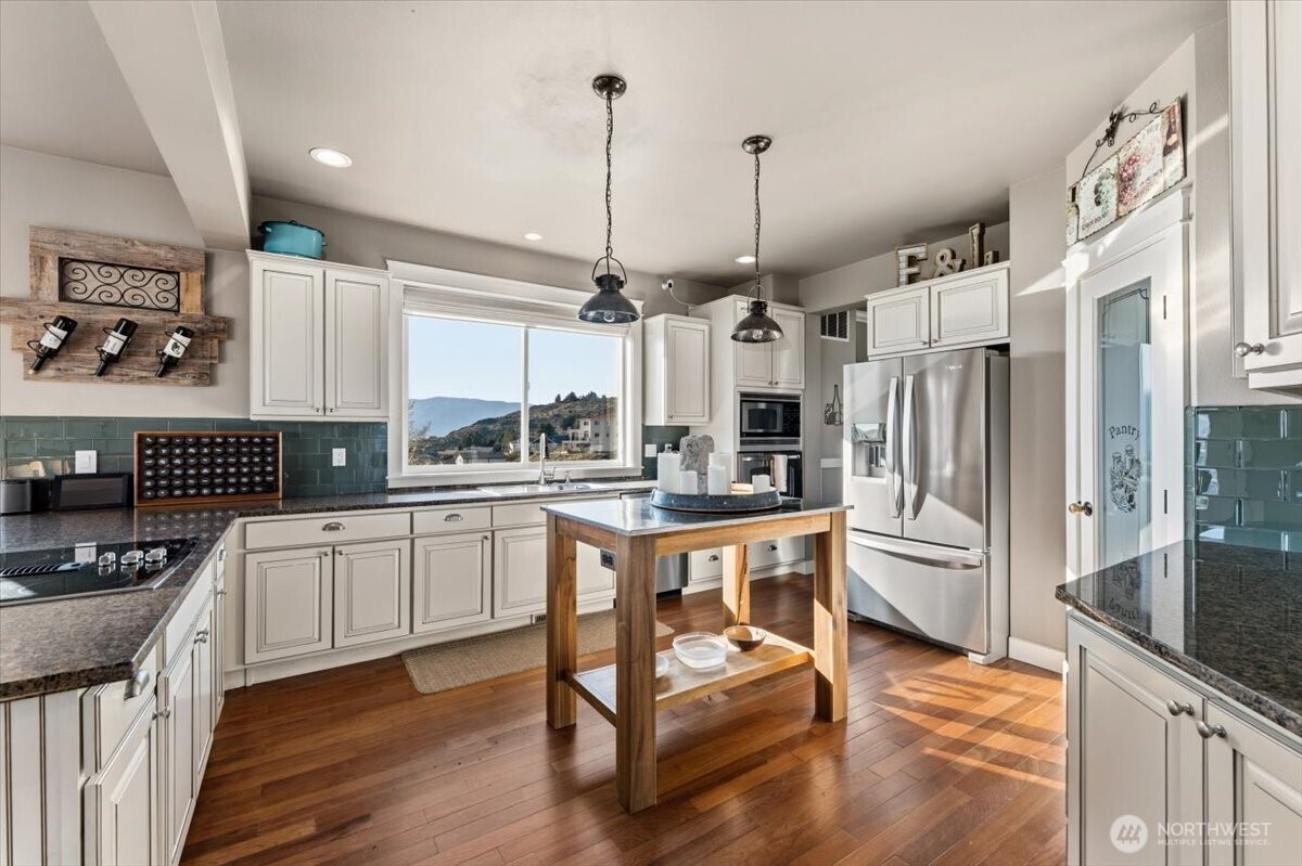 200 Crescent Street Chelan WA 98816