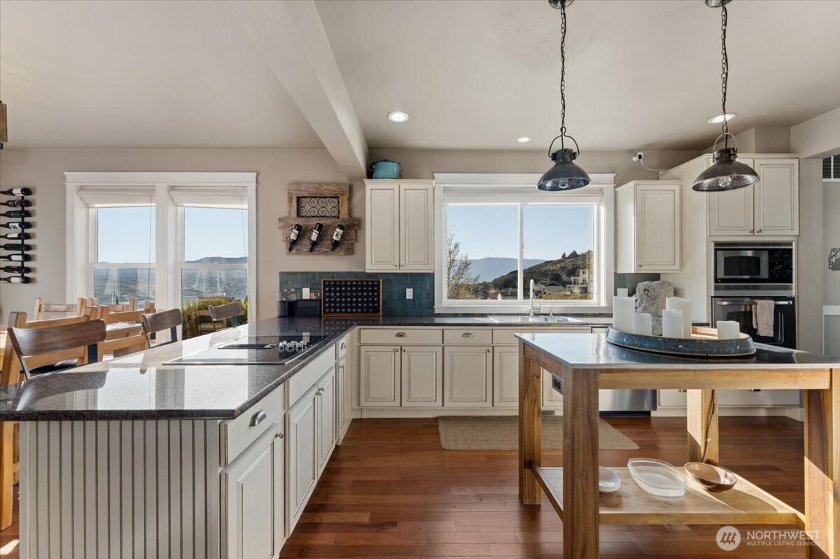 200 Crescent Street Chelan WA 98816