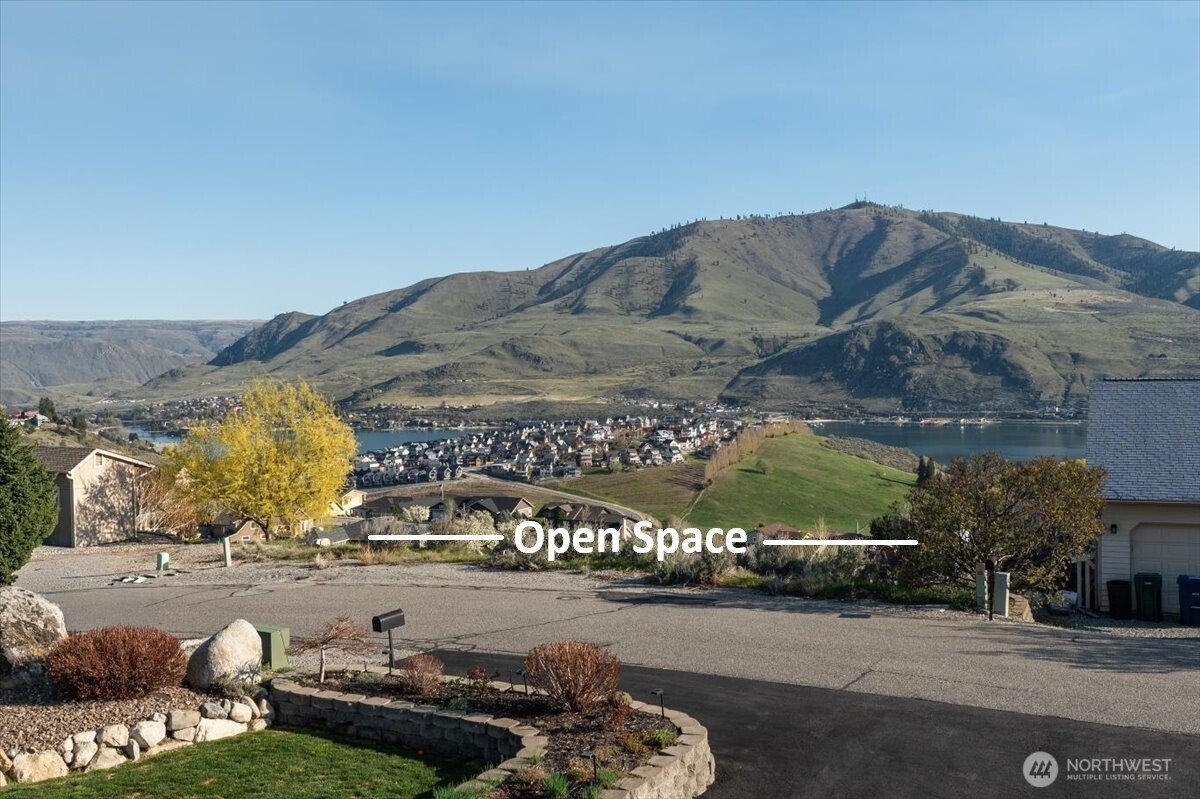 200 Crescent Street Chelan WA 98816