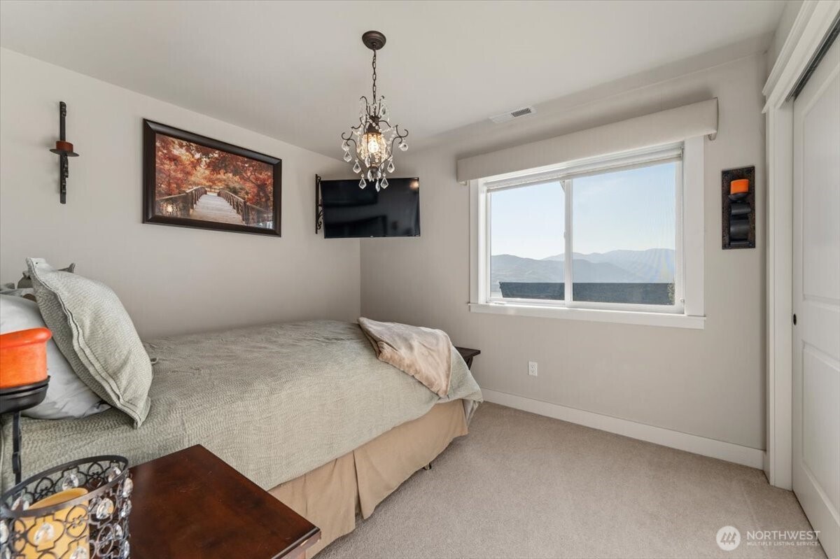200 Crescent Street Chelan WA 98816