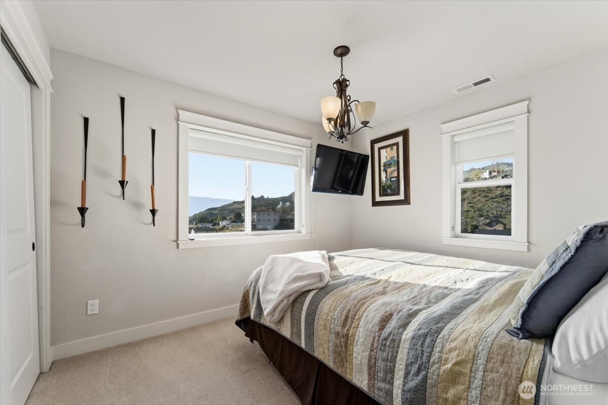 200 Crescent Street Chelan WA 98816