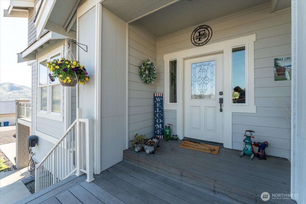 200 Crescent Street Chelan WA 98816