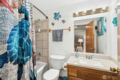 777 SE Lakeway Boulevard Port Orchard WA 98367