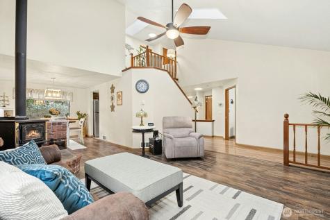 777 SE Lakeway Boulevard Port Orchard WA 98367