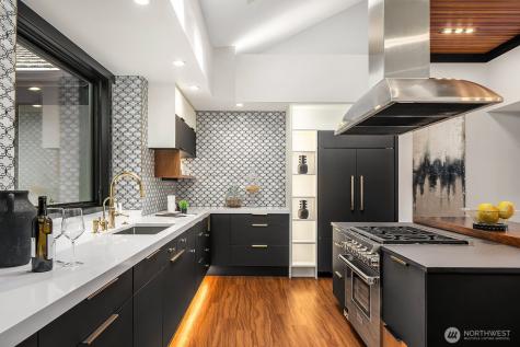 20113 SE 30th Street Sammamish WA 98075