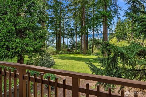 20113 SE 30th Street Sammamish WA 98075