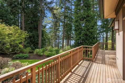 20113 SE 30th Street Sammamish WA 98075