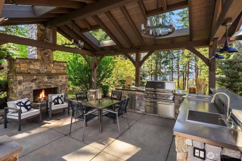 20113 SE 30th Street Sammamish WA 98075