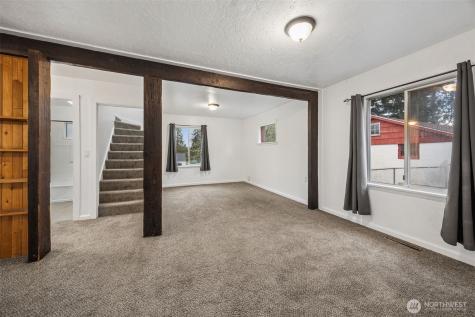 6302 104th Street E Puyallup WA 98373