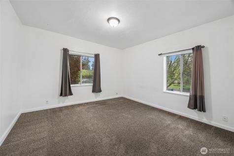 6302 104th Street E Puyallup WA 98373