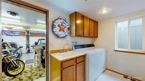 1704 Field Place NE Renton WA 98059