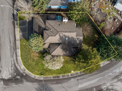 1704 Field Place NE Renton WA 98059