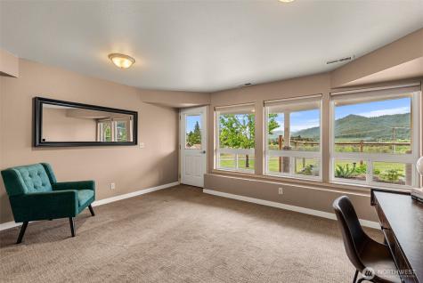 9950 North Road Leavenworth WA 98826