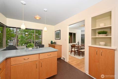 2624 NE 82nd Street Seattle WA 98115
