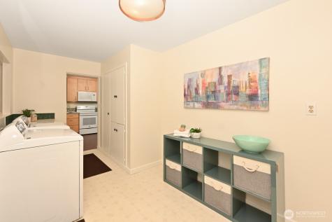 2624 NE 82nd Street Seattle WA 98115