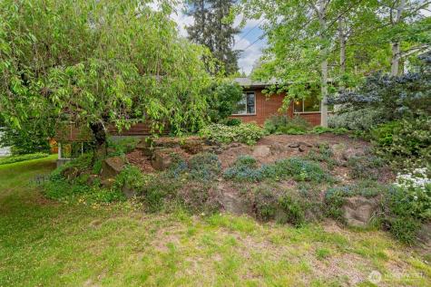 2624 NE 82nd Street Seattle WA 98115